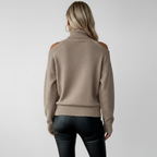 Back view no necklace