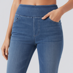 Close-up – Blue denim flare jeans
